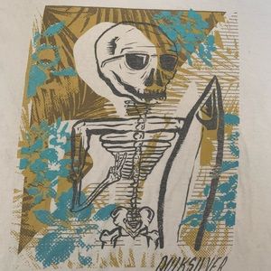 Vintage Quicksilver Peace Skeleton Surfer Ivory  Tshirt Size XXL